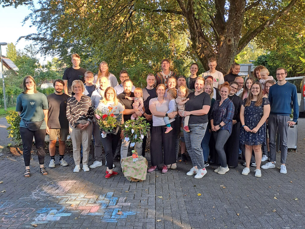 Viele Menschen haben sich im Lukaszentrum Paderborn von Jugendreferentin Vanessa Guzzardi verabschiedet.